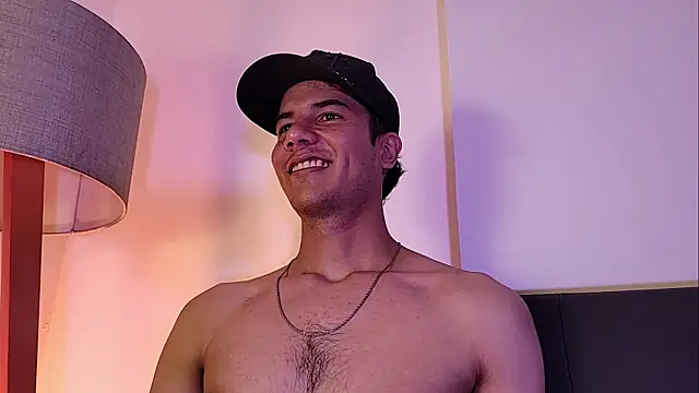 Derek_stud_ 即時 XXX 聊天