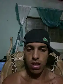 Aleexxx_2005 在線直播表演