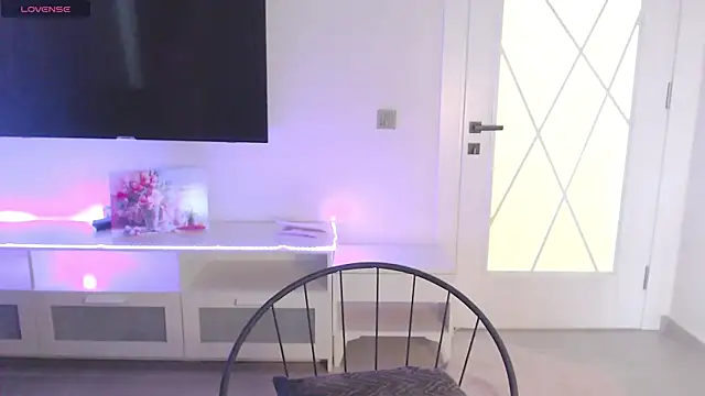 VeliaSai's Live XXX Chat