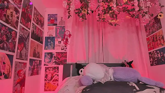 MissCurvyTop Adlı Modelin Canlı XXX Sohbeti
