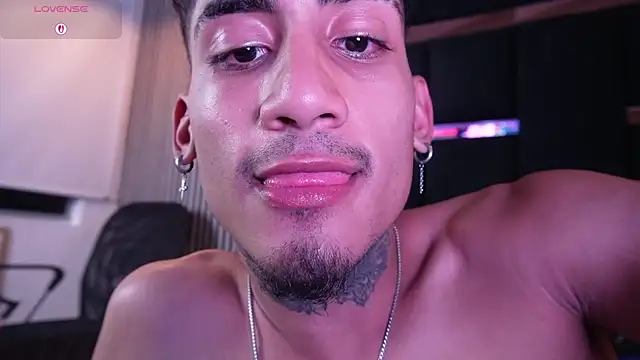 Živý XXX chat Dark_Eros_
