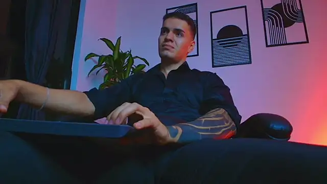 ALPHA_DOMINUS_ Webcamshow