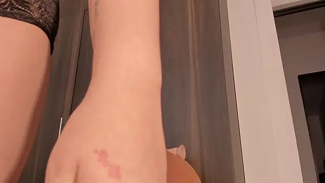 HarleyRedd Live XXX-Chat