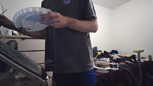 JohnnyMoves' Live XXX Chat