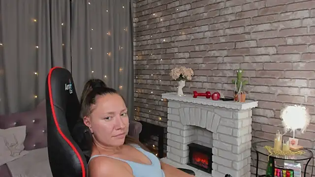 SarahCoksss Show in webcam
