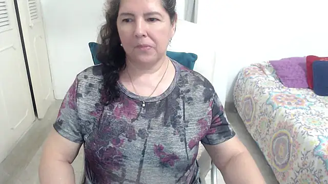 leonela_69 Adlı Modelin Canlı XXX Sohbeti