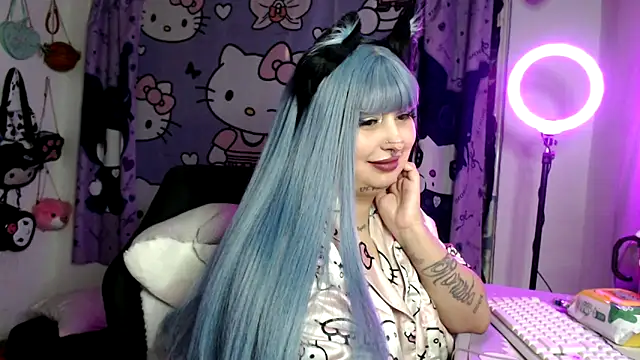 lussyevans24 Live XXX Chat
