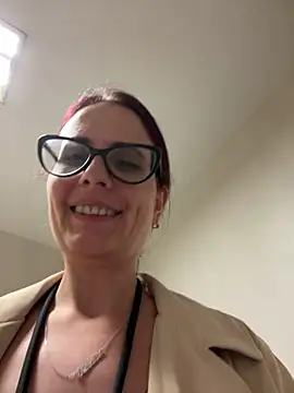 Chat +18 de NataKitten ao vivo