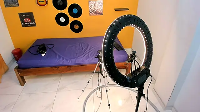 Chat +18 de lilithevil32 ao vivo