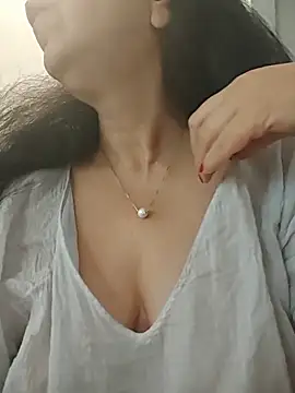 NakedMILFxn Live XXX chat