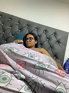 Živý XXX chat Riana_Kean