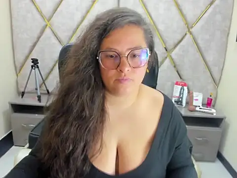 Sarah_Boobs_のライブXXXチャット