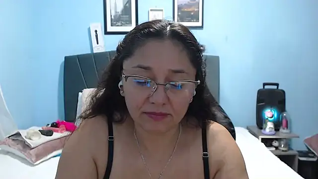 AngelRouss' Live XXX Chat