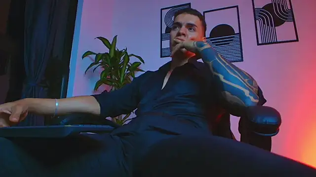 ALPHA_DOMINUS_ Live XXX Chat