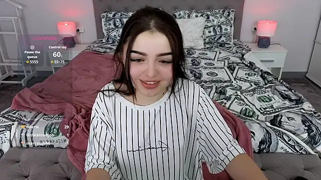 Онлайн чат XXX SinfulKittenn