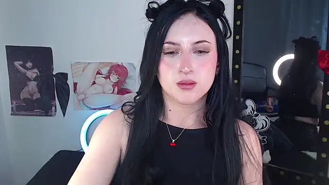 Evelyn_Sheeran: онлайн-секс-чат