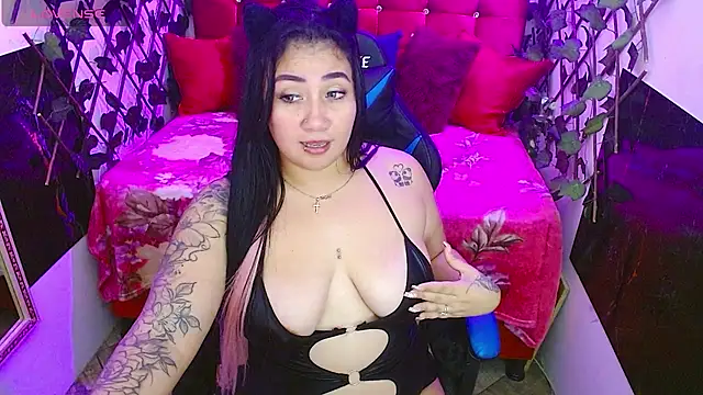 zoe_naughty01 现场XXX聊天