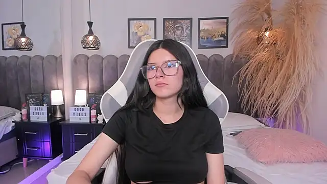 amber_hill_ Chat XXX live