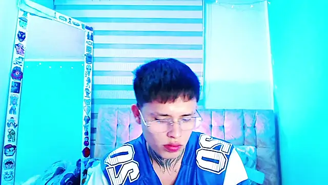 Czat XXX na żywo – _justinmoon2