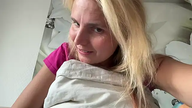 s-te-fan-i Chat XXX live