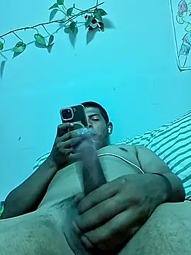 UsaGuy76 Live XXX-Chat