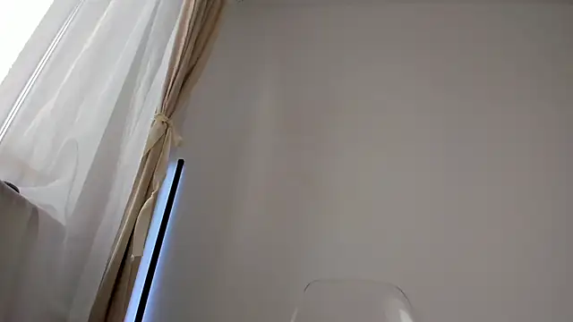 angeloflovee Adlı Modelin Canlı XXX Sohbeti