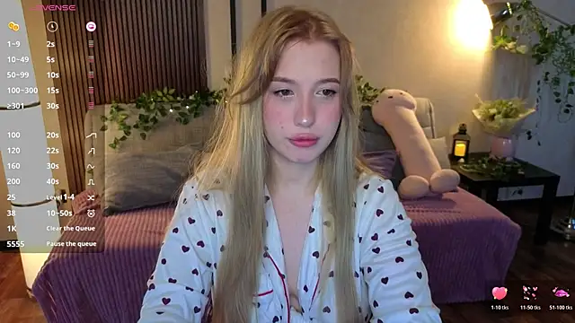 linaloon 现场XXX聊天
