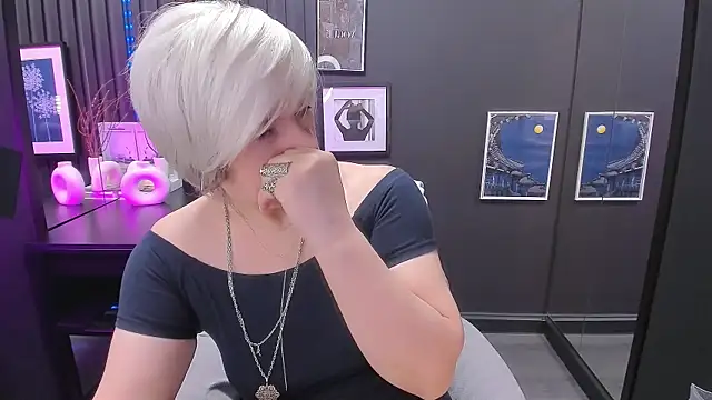 CarmenSoft's Live XXX Chat