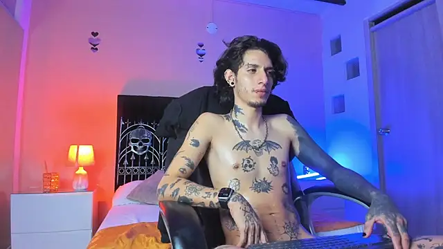 Vergil_Noir_'s Webcam Show