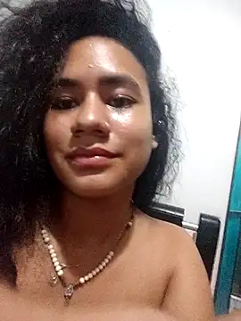 AntonellaMonroew Adlı Modelin Canlı XXX Sohbeti