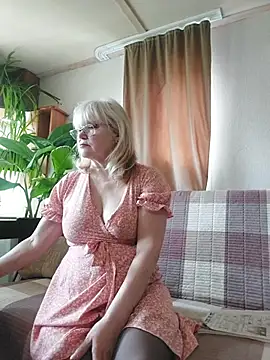 Chat +18 de IrmaRose ao vivo