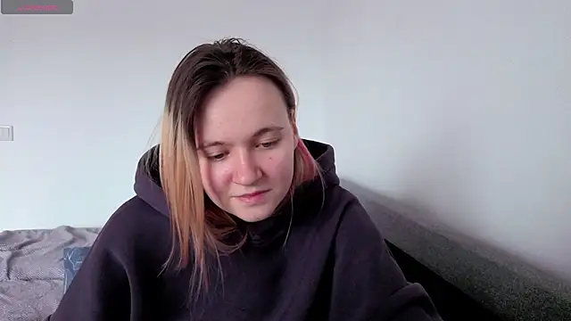 Ericha_Stone Live XXX-chat