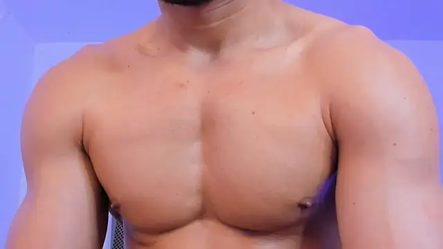 Živý XXX chat Adonys_Lewis_