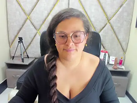 Sarah_Boobs_'s Live XXX Chat