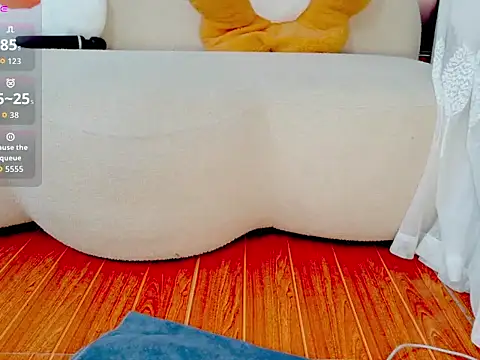 Baby_nasha 在線直播表演