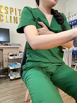 secretly_masturbating Adlı Modelin Canlı XXX Sohbeti