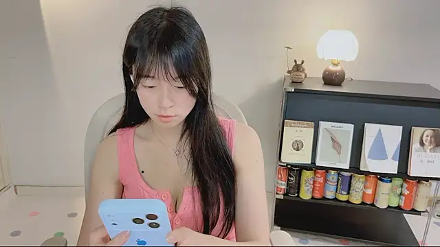 Onechestnut Chat XXX live