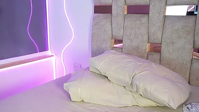 دردشة Petitte_Mussa الجنسية المباشرة