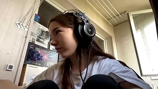 FewerCadre's Live XXX Chat