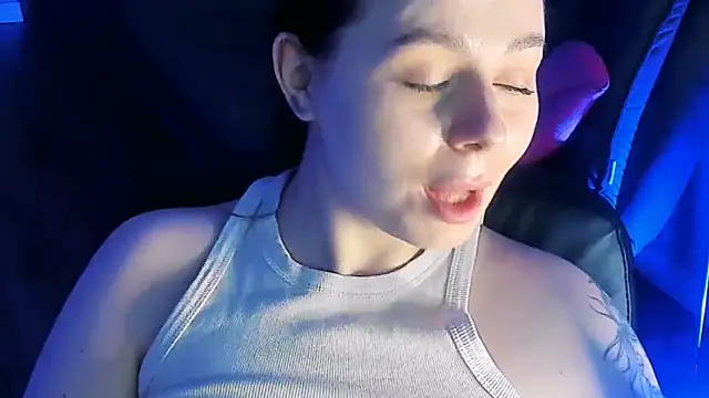 Di_na_Bell's Live XXX Chat