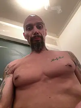 Chatroom XXX en direct de faces818