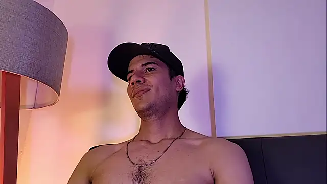 Derek_stud_ – Naživo XXX chat