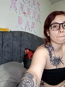 jack_cherry_pieoficial Adlı Modelin Canlı XXX Sohbeti