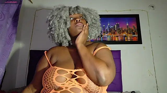 ebony_NeighborMoans' Live XXX Chat