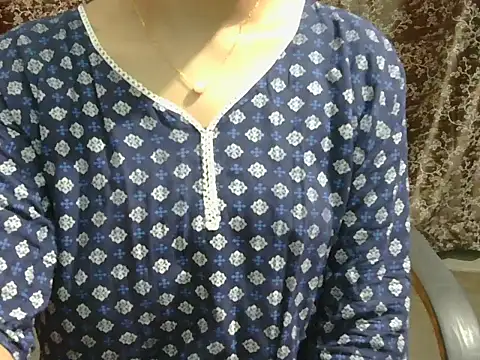 Adorable_Ayesha élő XXX-chatje