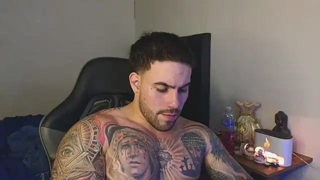 Ades_Lowe Show Webcam