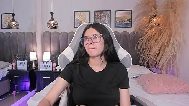 amber_hill_ élő XXX-chatje