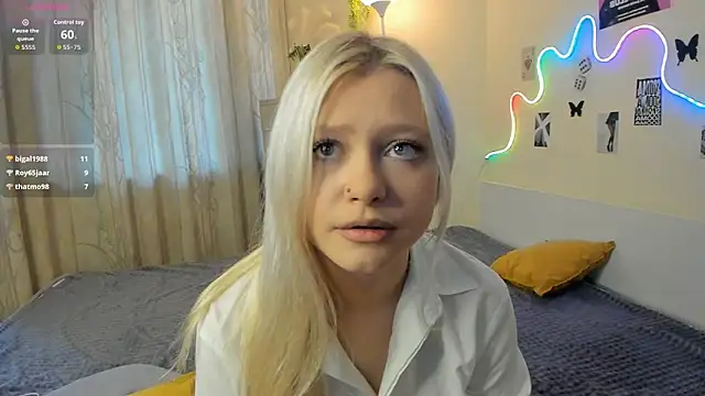 XXX chat uživo modela MidnightPoise