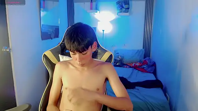 Liarr_'s Live XXX Chat