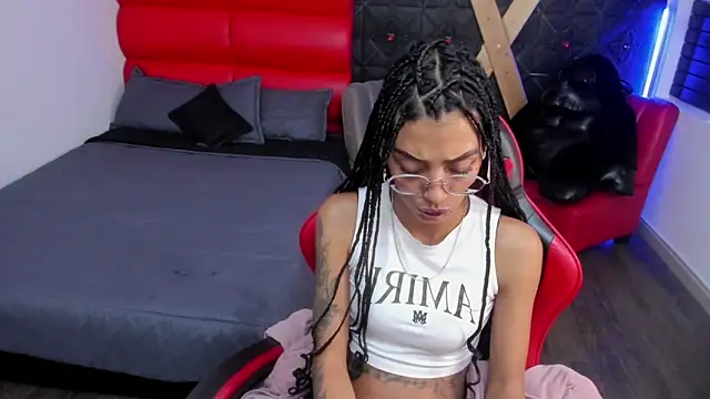KarlaSlutSkinny__'s Live XXX Chat